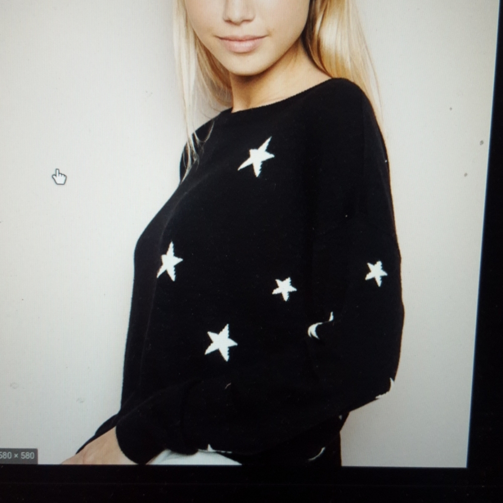 Brandy Melville Alanis Star Sweater, OS - Picture 6 of 9